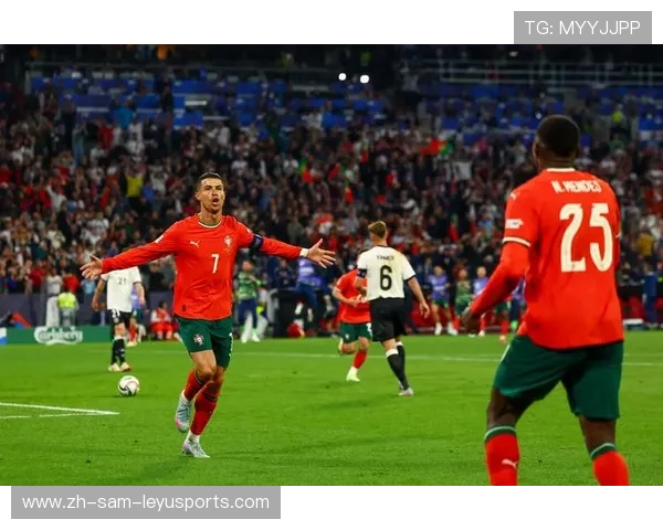 足球手抛球进攻配合提升球队反击效率的策略